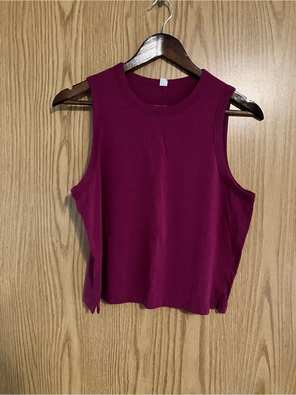 🍋Lululemon athletica - cropped muscle tank - women’s sz 8